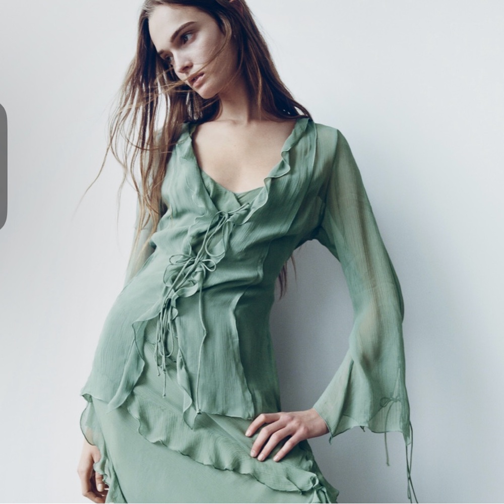 Zara Green Ruffled Blouse - Picture 3 of 3